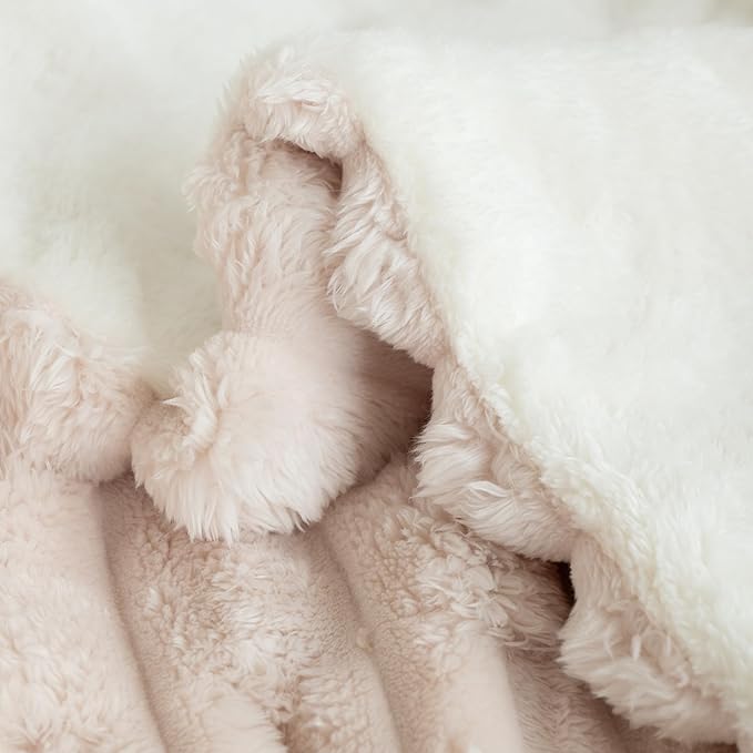 UKELER Off White Sherpa Throw Blanket 50 × 60 inch, 610 GSM Striped Sherpa Fleece Blankets for All Season, Warm and Cozy Blanket for Couch Sofa Bed Office Camping