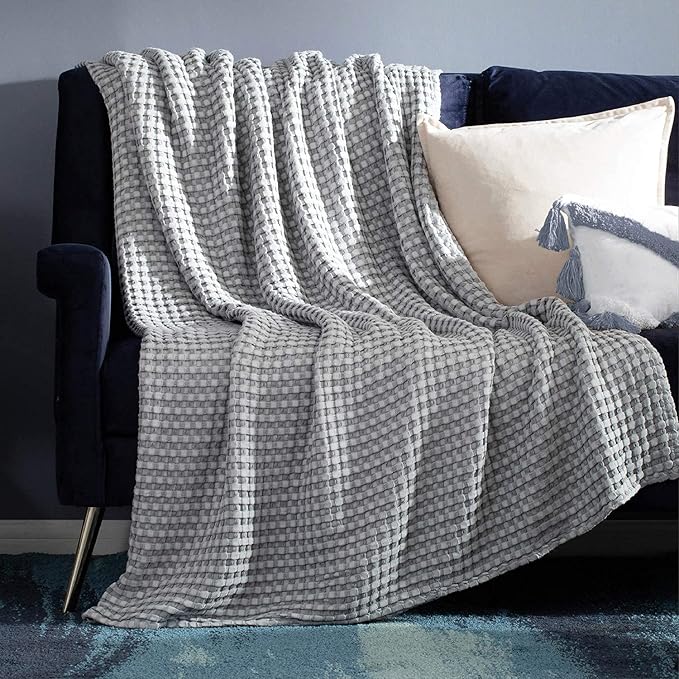 Bedsure Cooling Cotton Waffle Queen Size Blanket - Lightweight Breathable Summer Blanket of Rayon Derived from Bamboo for Hot Sleepers, Luxury Throws for Bed, Couch and Sofa, Grey, 90x90 Inches