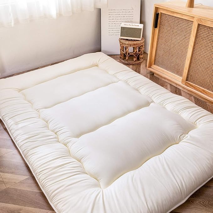 MAXYOYO Japanese Floor Mattress Futon Mattress, Thicken Sleeping Pad Foldable Roll Up Floor Futon for Adults Tatami Mat Dormitory Bed Lounger, Off White, Twin Size