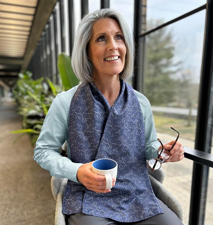 Reversible Adult Bibs for Women & Men - Adult Bib Scarf for Elderly - Dining Clothing Protectors - Washable Dining Scarf for Senior Citizens