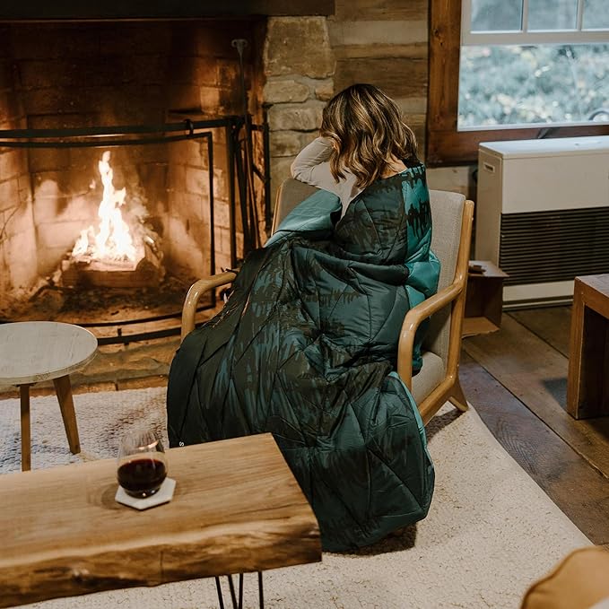 Nomadix Smoky Mountains Puffer Blanket – Water-Resistant, Eco-Friendly Insulated Blanket with Snaps for Camping, Beach, and Travel, Made from Recycled Materials