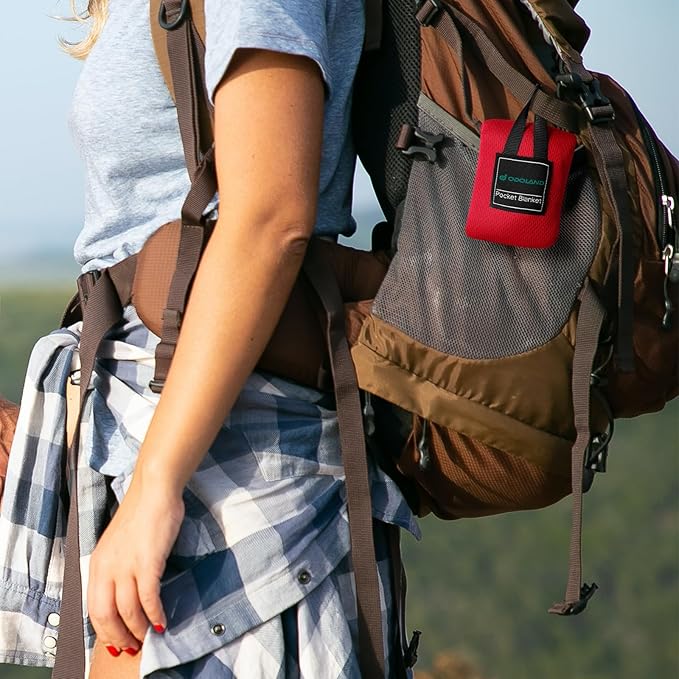 Odoland Beach Blanket Picnic Blanket, 43.3" x 27.5" SandProof Waterproof Outdoor Pocket Blanket with Portable Bag, Foldable Lightweight Sand Free Beach Mat for 1 People Hiking, Camping, Travel, Black