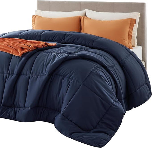 Bedsure Comforter Duvet Insert - Quilted Comforters Full Size, All Season Duvet, GentleSoft Down Alternative Bedding, with 8 Tabs, Gifts for Women/Men, Navy Blue, Full 86 x 82 Inches