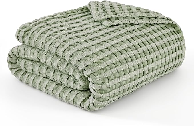 Bedsure Cooling Cotton Waffle King Size Blanket - Lightweight Summer Blanket of Rayon Derived from Bamboo for Hot Sleepers, Luxury Throws for Bed, Couch and Sofa, Forest Green, 104x90 Inches