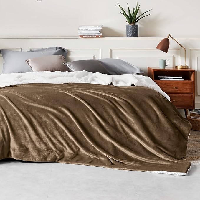 Bedsure Sherpa Fleece Blankets Queen Size for Bed - Thick and Warm, Soft Fuzzy Plush Queen Blanket for Winter, Camel, 90x90 Inches