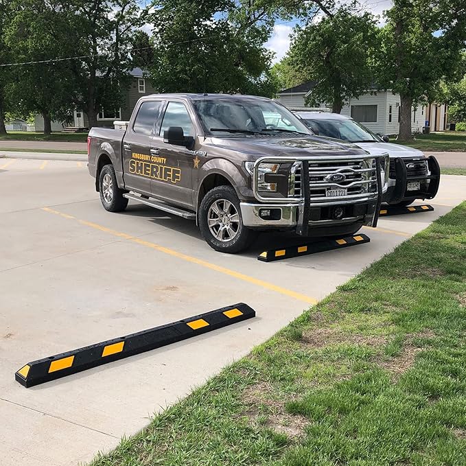 SmartSign Rubber Parking Curb - Heavy Duty Parking Stop with Yellow Reflective Stripe Chevrons, 72" Long (6ft), Wheel Stop for Parking Lot/Garage/Cars/Trucks, Pre-Drilled Holes, Pack of 1, USA-Made