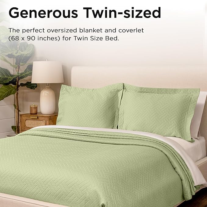 Threadmill Luxury Cotton Blankets for Twin Size Bed | All-Season 100% Cotton Twin Blanket for Bed | Criss Cross Jacquard Lightweight, Soft & Cozy Coverlet, 350GSM, 68 x 90 inches | Sage Green