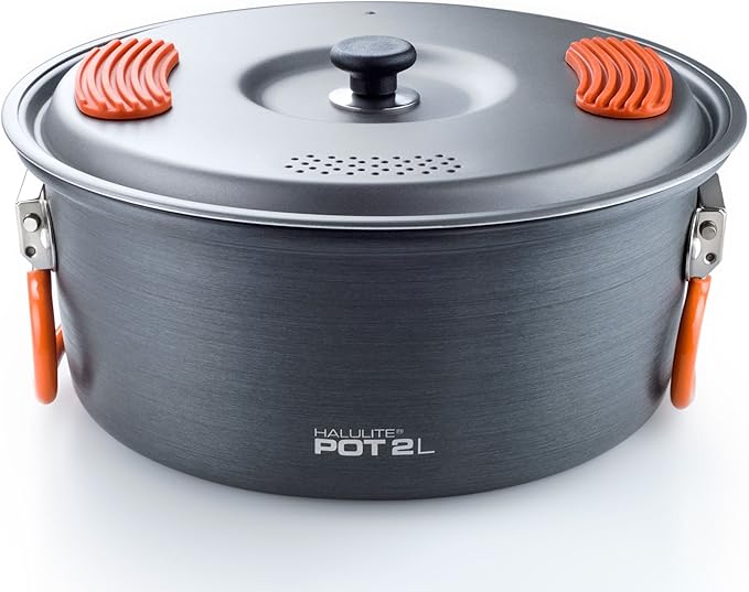 GSI Outdoors Halulite Aluminum Pot, Lightweight Hard Anodized Aluminum Camp & Backpacking Cookware with Lid & Folding Handle