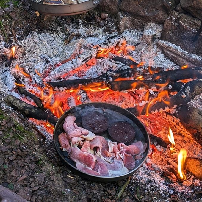 SILVERANT Titanium Trek Plate - Ultralight, Durable Camping Dish Pan Plate - Outdoor Kitchen Essential for Backpacking & Camping - 900ml