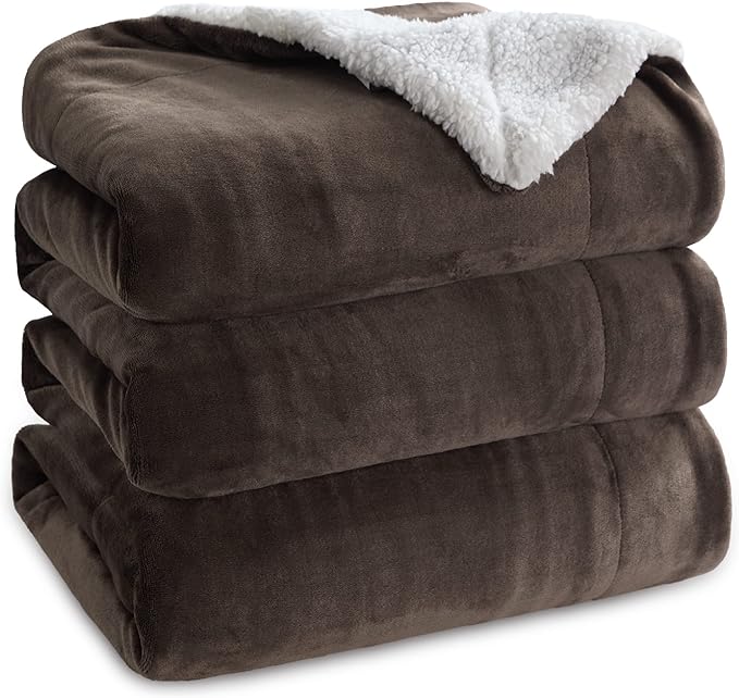 Bedsure Sherpa Fleece Blankets King Size for Bed - Thick and Warm, Soft Fuzzy Plush King Blanket for Winter, Brown, 108x90 Inches