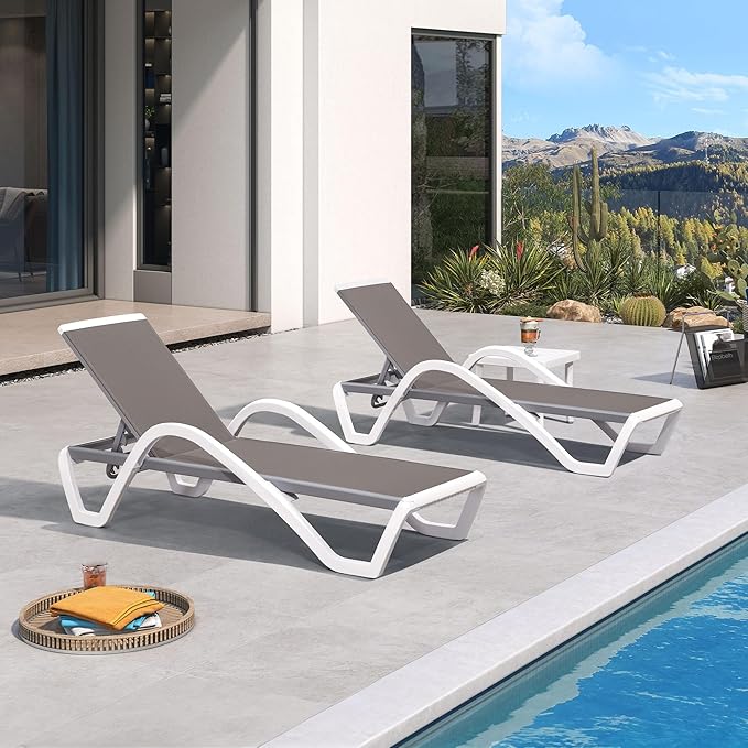 PURPLE LEAF Patio Chaise Lounge Chair Set of 3 Outside Aluminum Plastic Stackable Tanning Chairs with Armrests and Side Table for Pool Sunbathing Beach Deck Outdoor Lounger, Taupe