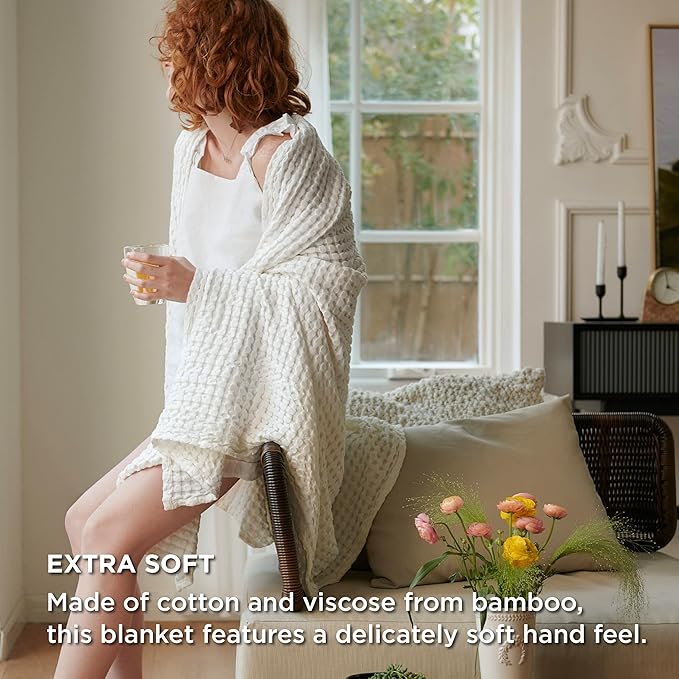 Bedsure Cooling Cotton Waffle Twin XL Blanket - Lightweight Breathable Blanket of Rayon Derived from Bamboo for Hot Sleepers, Luxury Throws for Bed, Couch and Sofa, Ivory, 66x90 Inches