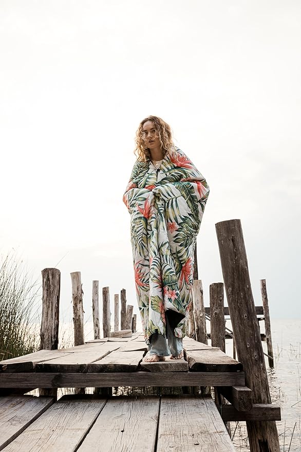 Nomadix Puffer Blanket – Water-Resistant, Eco-Friendly Insulated Blanket with Snaps for Camping, Beach, and Travel, Made from Recycled Materials