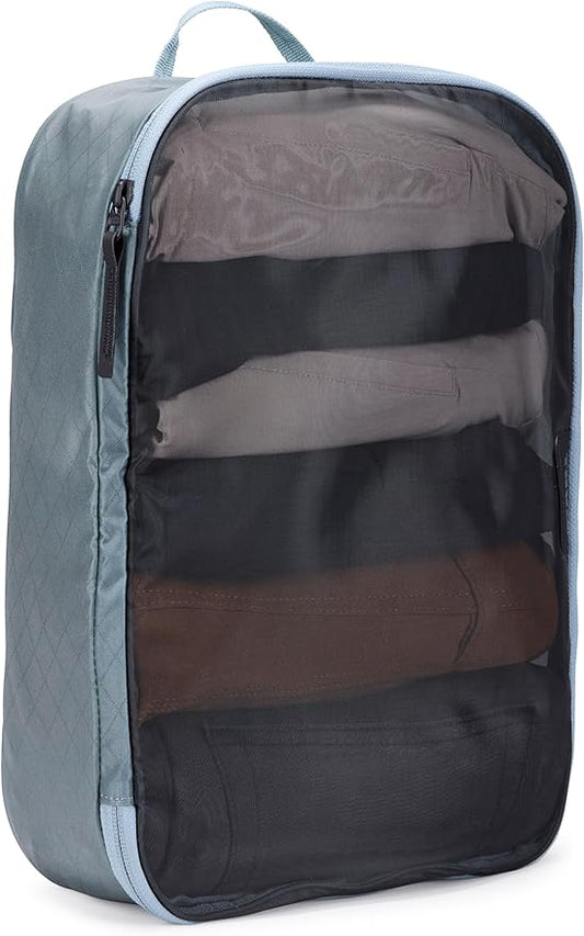 Thule Packing Cube, Size Medium, Transparent Fabric, Organize Shirts, Pants, Sweaters, Easy to Pack