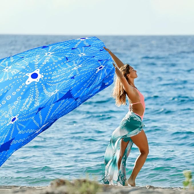 Beach Blanket Waterproof Sandproof, 9 Ft X 10 Ft Extra Large Sand Free Beach Mat, Big Compact Lightweight Quick Drying Picnic Blanket with 4 Stakes & Pockets for Camping, Travel, Hiking