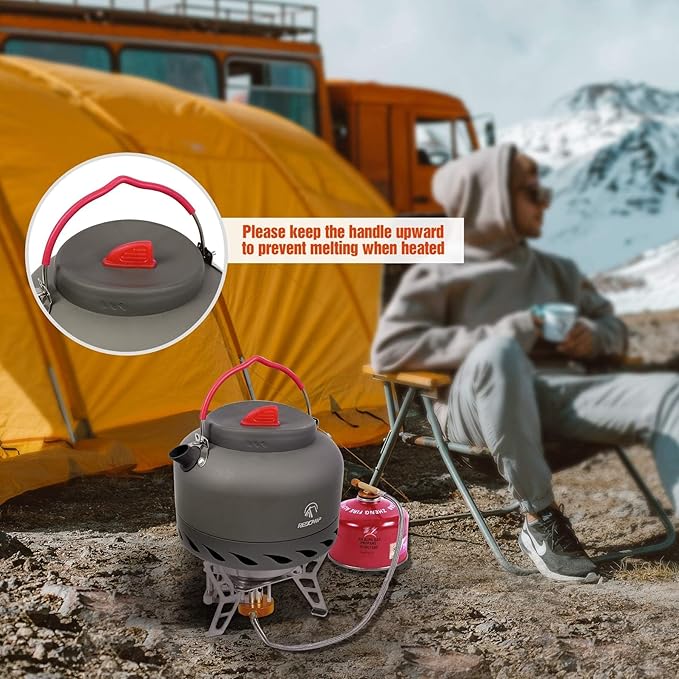 REDCAMP Outdoor Camping Kettle with Heat Exchanger, Compact Lightweight Coffee Pot,Aluminum Camp Tea Kettle with Carrying Bag 1.4L