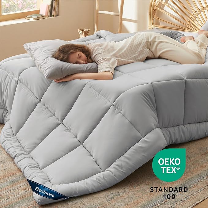 Bedsure Comforter Duvet Insert - Quilted Comforters Twin Size, All Season Duvet, GentleSoft Down Alternative Bedding, with 8 Tabs, Gifts for Women/Men, Light Grey, Twin 88 x 68 Inches