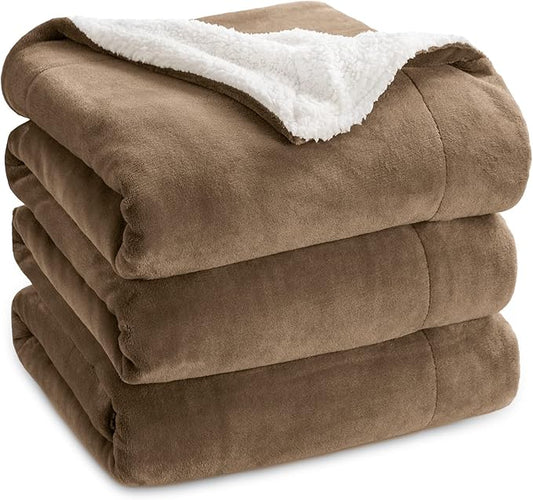 Bedsure Sherpa Fleece Blankets King Size for Bed - Thick and Warm, Soft Fuzzy Plush King Blanket for Winter, Camel, 108x90 Inches