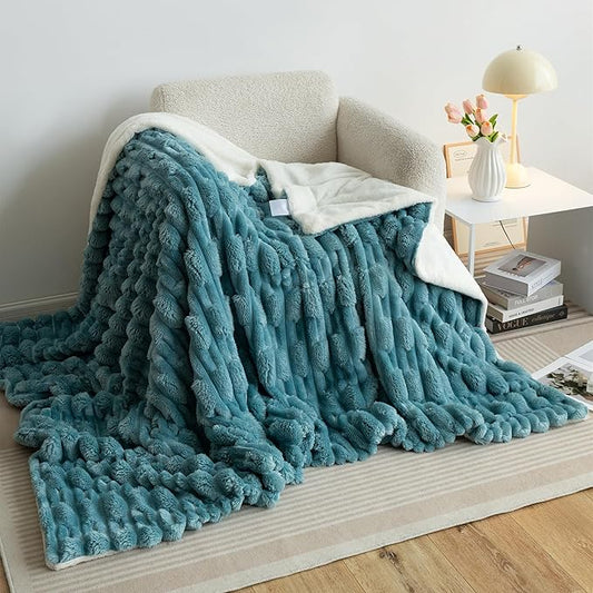 UKELER Sherpa Throw Blanket 60 × 80 inch New Striped Design Cozy Fleece Blanket for Bed Couch Sofa Camping, Great Gift for Mother's Day, Father's Day, Thanksgiving, Christmas,New Year's Day, Blue