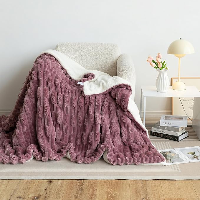 UKELER Throw Blanket 50 × 60 inch, Thick Striped Sherpa Fleece Blankets for All Season, 610 GSM Warm and Cozy Blanket for Bed Couch Sofa Office Camping, Purple