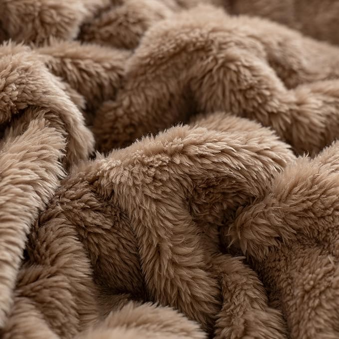 UKELER Sherpa Fleece Blanket 60 × 80 inch, Ultra Soft Twin Size Bed Blanket for All Season, Cozy Plush Floral Throw Blankets for Bed Couch Sofa Office Camping, Coffee