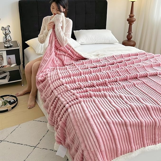 UKELER Sherpa Bed Blanket 80 × 90 inch, Ultra Soft Queen Size Throw Blankets for All Season, 470 GSM Cozy Plush Striped Fleece Blanket for Bedroom Living Room Dorm Hostel Sofa Camping, Pink