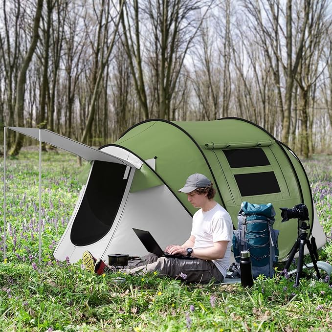 Outsunny Large Camping Tent with 10 Person Floorspace, Rain Cover & Breathable Mesh Roof, Cabin Tent 8 Person Size, Big Family Tent Camping Accessory