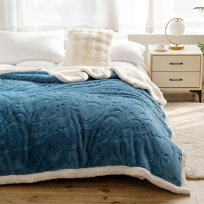 UKELER Fleece Blanket 50 × 60 inch Fuzzy Soft Bed Blankets Thick Floral Sherpa Throw Blanket for Camping Couch Sofa Bed Office, Navy Blue