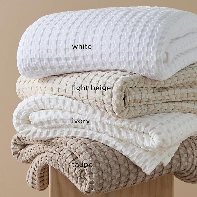 Bedsure Cooling Cotton Waffle Twin XL Blanket - Lightweight Breathable Blanket of Rayon Derived from Bamboo for Hot Sleepers, Luxury Throws for Bed, Couch and Sofa, White, 66x90 Inches