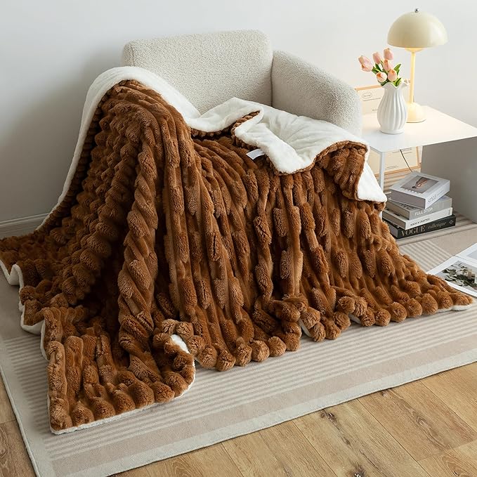 UKELER Ultra Soft Fuzzy Sherpa Bed Throw Blanket 50 × 60 inch, Thick Striped Fleece Blanket for All Season, 610 GSM Warm and Cozy Blankets for Couch Bed Sofa Office Camping, Coffee