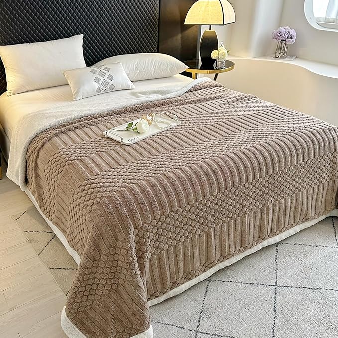 UKELER Sherpa Bed Blanket 80 × 90 inch, Ultra Soft Queen Size Throw Blanket for All Season, Cozy Plush Striped Fleece Blankets for Bedroom Living Room Dorm Hostel Sofa Camping, Coffee