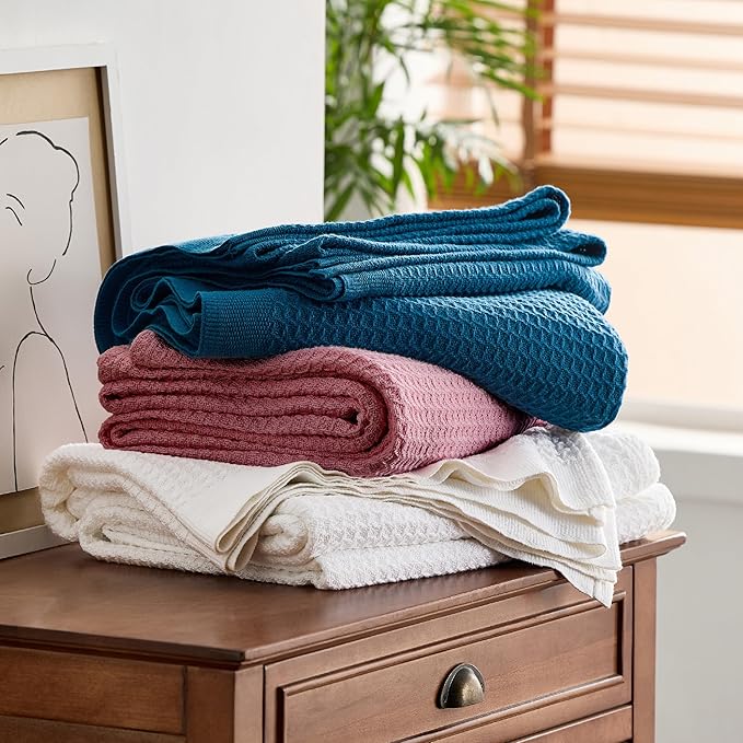 Bedsure Gentlesoft 100% Cotton Blanket Queen Size for Bed - Breathable and Soft, Waffle Weave Blanket for Summer, Thick Cozy Fall Blankets for Women Gift, Dusty Rose, 90x90 Inches