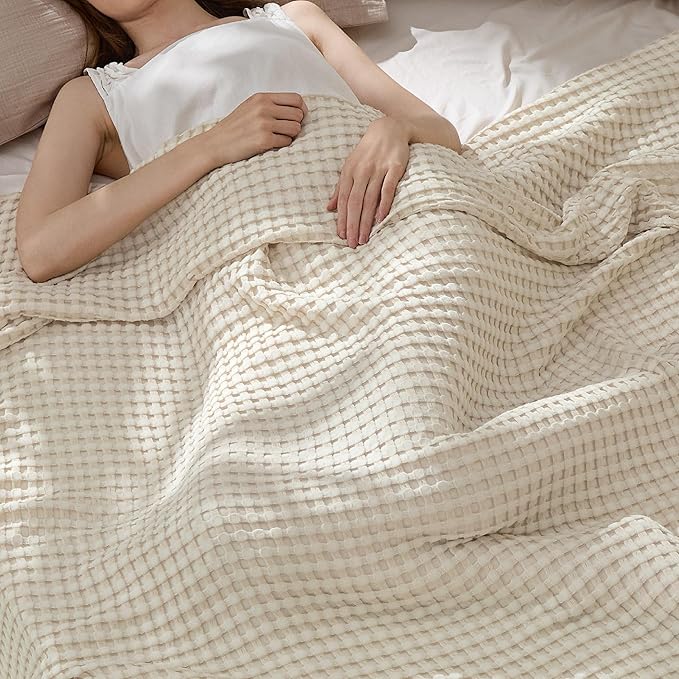 Bedsure Cooling Cotton Waffle Throw XL Blanket - Lightweight Breathable Blanket of Rayon Derived from Bamboo for Hot Sleepers, Light Beige, 50x70 Inches