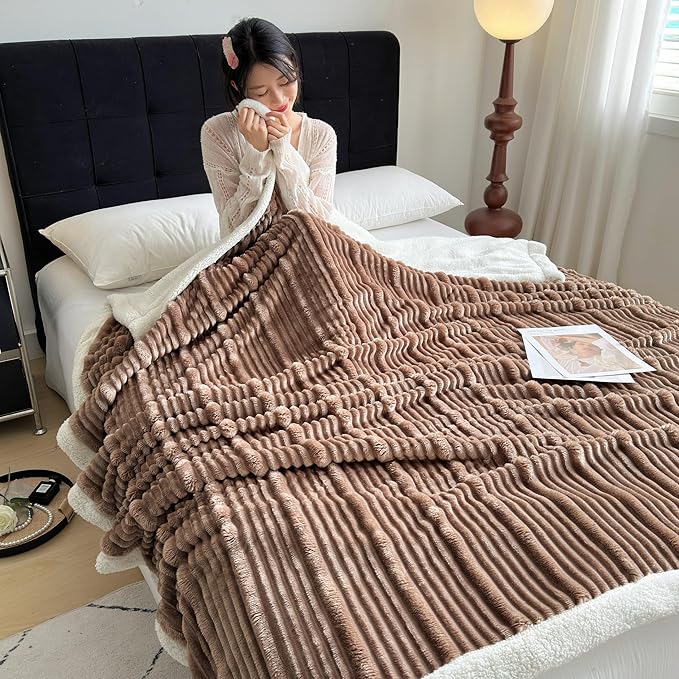 UKELER Sherpa Throw Blanket 60 × 80 inch, 470 GSM Striped Sherpa Fleece Blankets for All Season, Warm and Cozy Blanket for Couch Sofa Bed Office Camping, Khaki