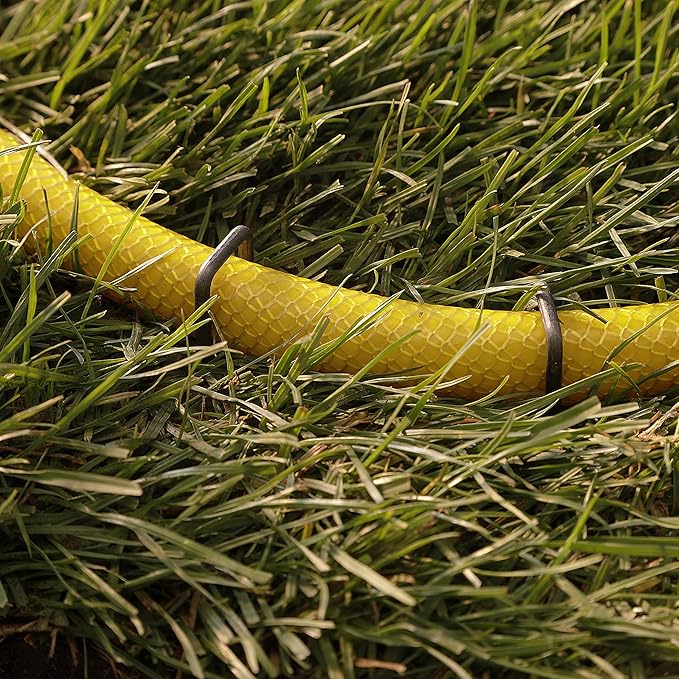 GardenMate 100-Pack 4'' 11 Gauge Heavy-Duty U-Shaped Garden Securing Stakes/Spikes/Pins/Pegs - Sod Staples for Anchoring Landscape Fabric