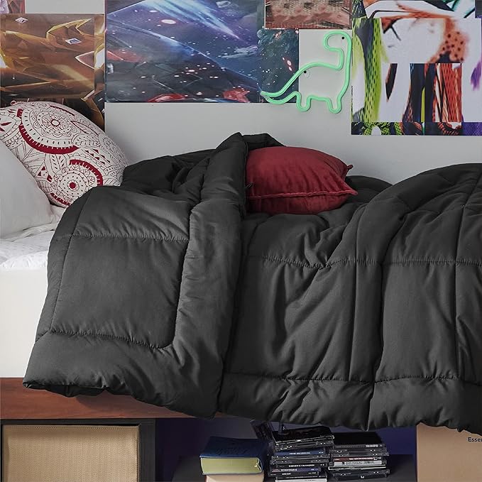 Bedsure Comforter Duvet Insert - Quilted Comforters Twin Size, All Season Duvet, GentleSoft Down Alternative Bedding, with 8 Tabs, Gifts for Women/Men, Black, Twin 88 x 68 Inches