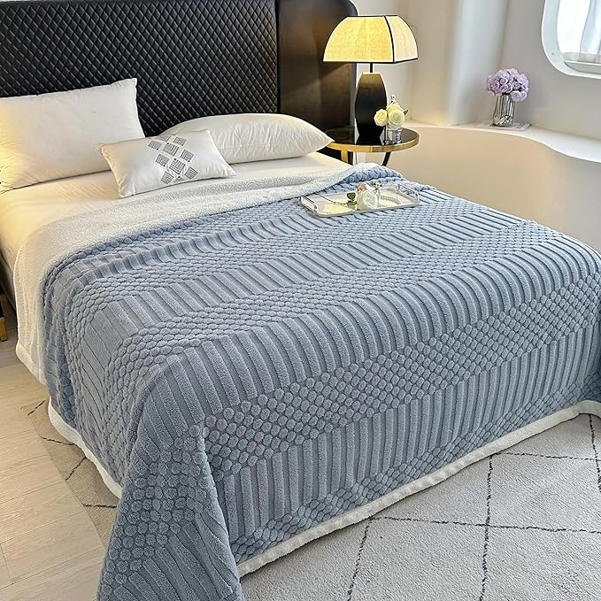 UKELER Sherpa Bed Blanket 80 × 90 inch, Ultra Soft Queen Size Throw Blankets for All Season, Cozy Plush Striped Fleece Blanket for Bedroom Living Room Dorm Hostel Sofa Camping, Blue Grey