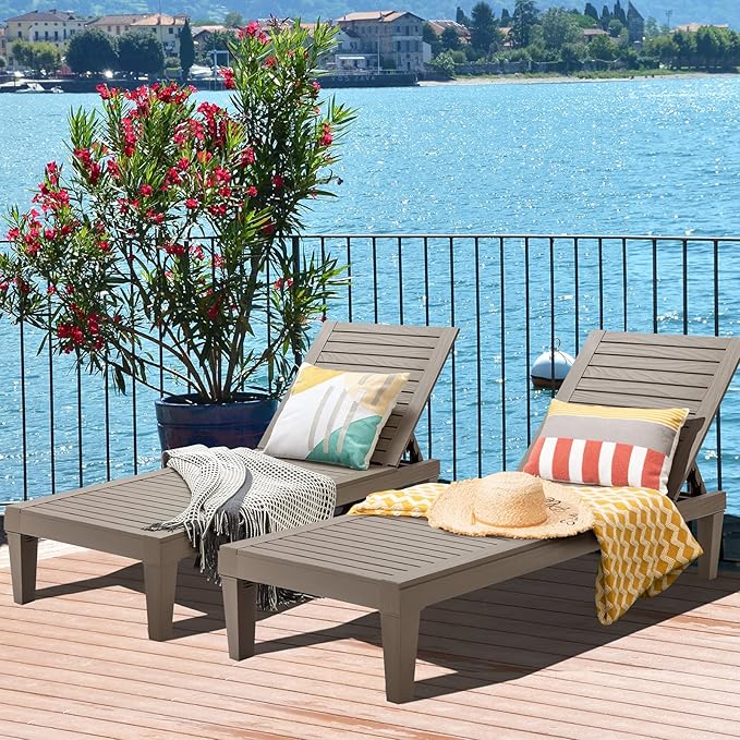 Tangkula Outdoor Chaise Lounge Chair, Lightweight Patio Lounge Recliner Chair with Adjustable Backrest, 5 Reclining Positions Chaise Lounger for Patio, Beach, Balcony, Poolside, Backyard (2, Coffee)