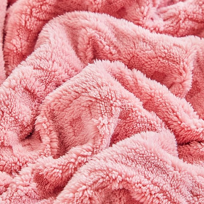 UKELER Sherpa Fleece Blanket 60 × 80 inch, Ultra Soft Twin Size Throw Blankets for All Season, Cozy Plush Plaid Blanket for Bed Couch Sofa Office Camping, Light Grey