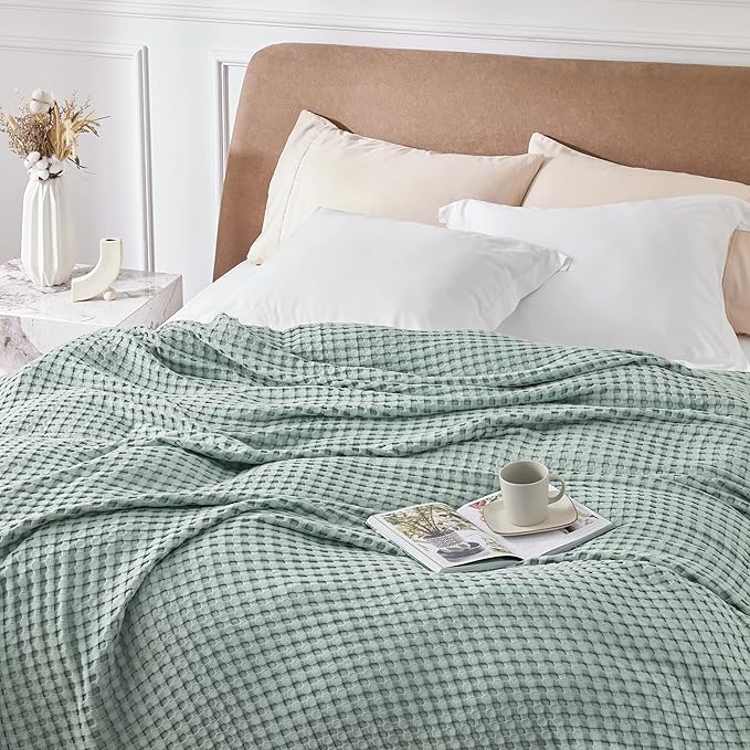 Bedsure Cooling Cotton Waffle Full Size Blanket - Lightweight Breathable Blanket of Rayon Derived from Bamboo for Hot Sleepers, Luxury Throws for Bed, Couch and Sofa, Sage Green, 80x90 Inches