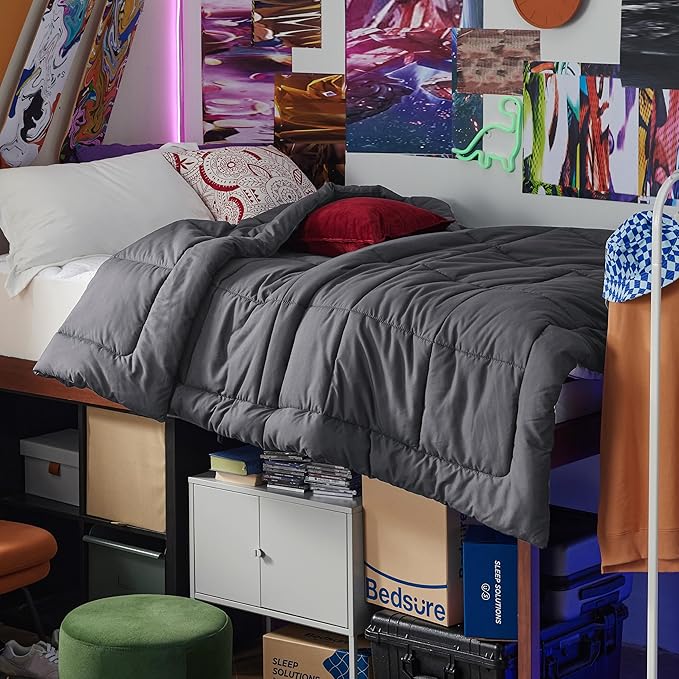 Bedsure Comforter Duvet Insert - Quilted Comforters Twin Size, All Season Duvet, GentleSoft Down Alternative Bedding, with 8 Tabs, Gifts for Women/Men, Grey, Twin 88 x 68 Inches