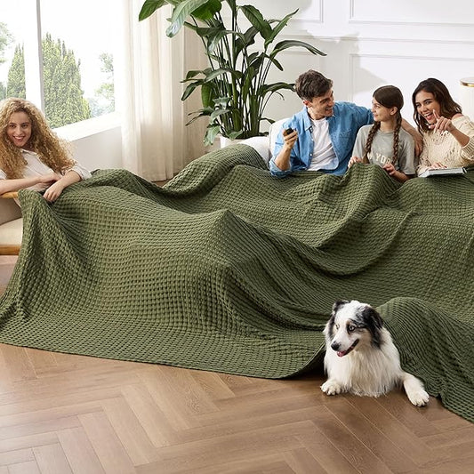 Bedsure Cooling Cotton Waffle Oversized King Blanket - Lightweight Breathable Rayon Derived from Bamboo for Hot Sleepers, Luxury Throws for Bed and Sofa, Green, 120x96 Inches