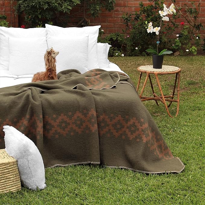Thick Alpaca Wool Blanket Heavyweight Camping Outdoors Indoors Soft Peru Queen Size Ethnic Design (Olive Green - Soft Camel, Queen)