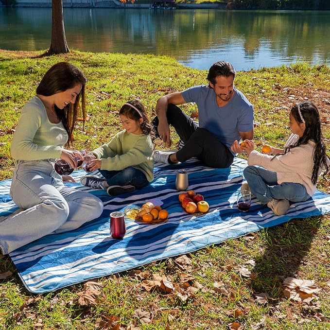 BRAWNTIDE Large Outdoor Waterproof Blanket - Extra Thick Fleece, Warm, Windproof, Sandproof, Quilted, 82" x 55", Ideal for Beaches, Picnics, Camping, Stadiums, Dogs, Car