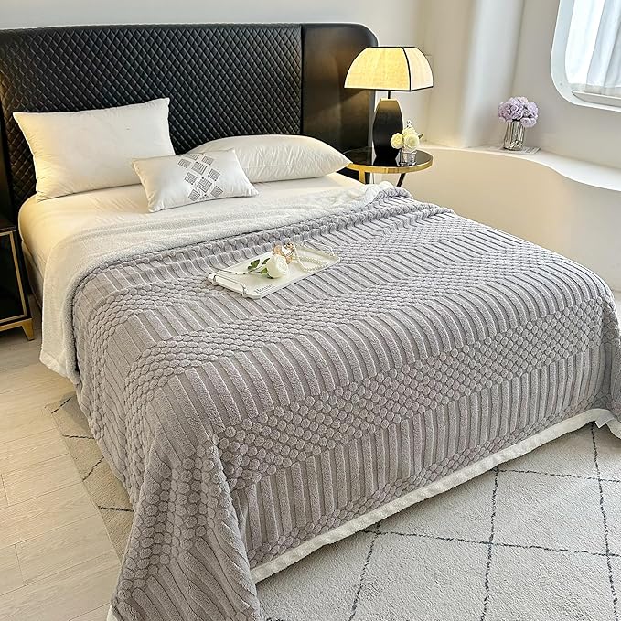 UKELER Sherpa Fleece Blanket 60 × 80 inch, Ultra Soft Twin Size Throw Blankets for All Season, Cozy Plush Striped Blanket for Bed Couch Sofa Office Camping, Grey