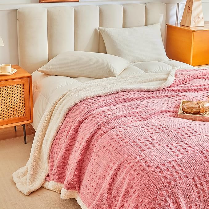 UKELER Sherpa Fleece Blanket 60 × 80 inch, Ultra Soft Twin Size Throw Blankets for All Season, Cozy Plush Plaid Blanket for Bed Couch Sofa Office Camping, Camel