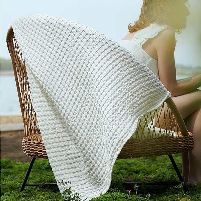 Bedsure Cooling Cotton Waffle Twin XL Blanket - Lightweight Breathable Blanket of Rayon Derived from Bamboo for Hot Sleepers, Luxury Throws for Bed, Couch and Sofa, Ivory, 66x90 Inches