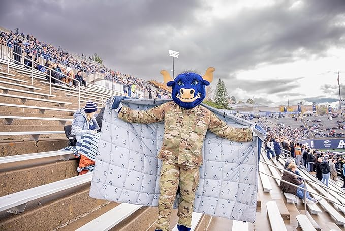 Versatile Packable Outdoor Camping Blanket, Puffy Blanket, Primaloft® Insulation, Warm, Durable, Lightweight, Waterproof, Oversize, Beach, Stadium, and More! 55"x80" (USU - Big Blue)